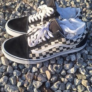 Vans Old Skool Black and White Checkered Sneakers 12